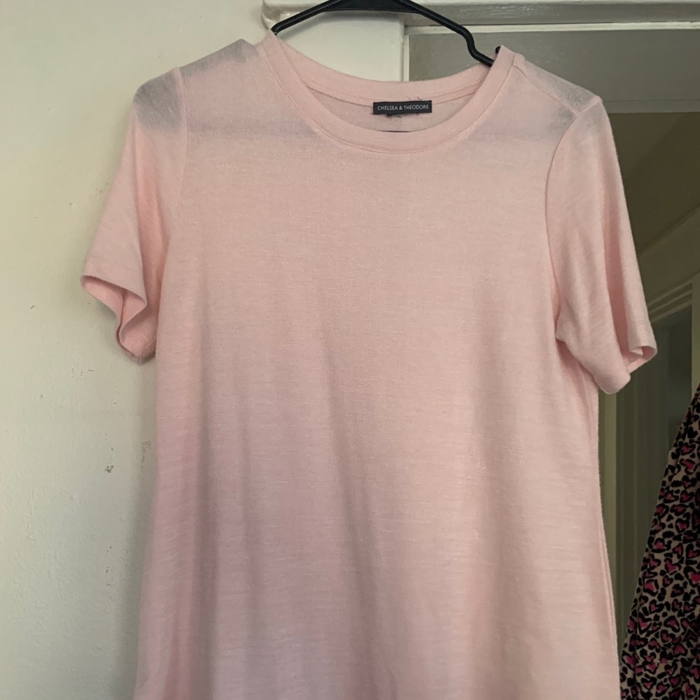 Cute light pink top